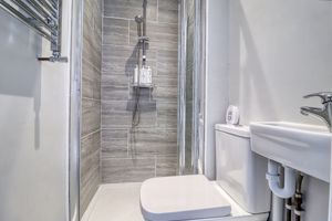En-Suite- click for photo gallery